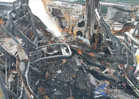 2011 Subaru Outback 2.5I Premium z USA, uszkodzony, nr VIN 4S4BRBCC3B3433034